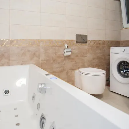Rafaella Apartment