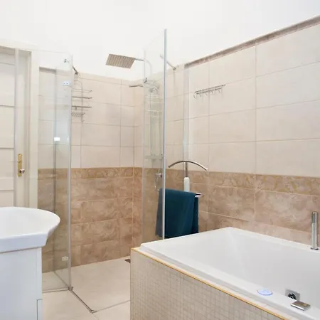Apartment Rafaella